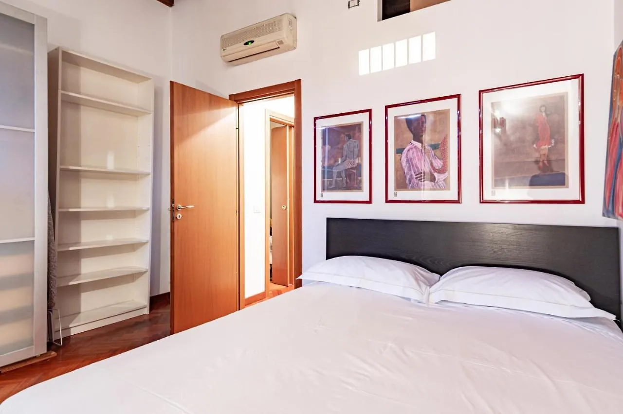 Appartamento Ticinese Livings Comfy Suite - Full City Center Milano