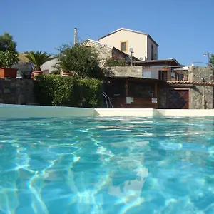 Lo Scudiero Di San Teodoro Alloggio per agriturismo Cesarò