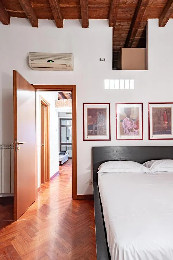 מילאנו Ticinese Livings Comfy Suite - Full City Center דירה